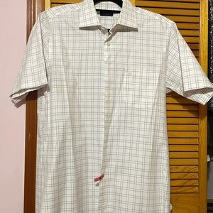 Men’s short sleeve button down shirt